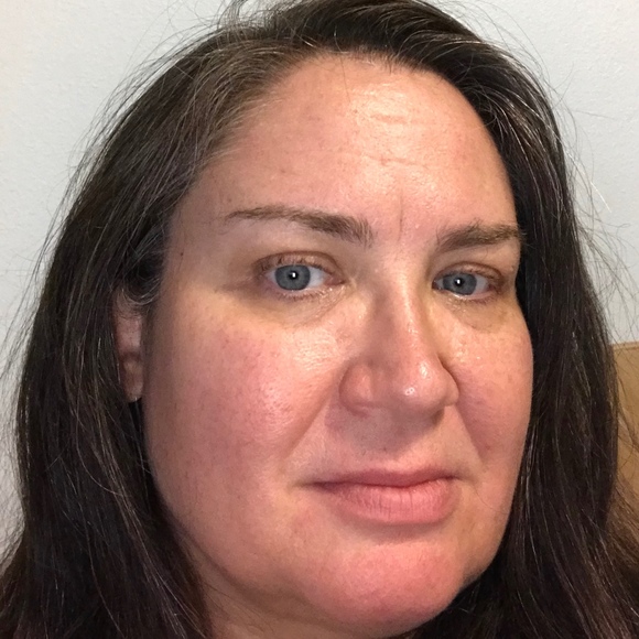 Meet your Posher, Angela - Picture 1 of 1